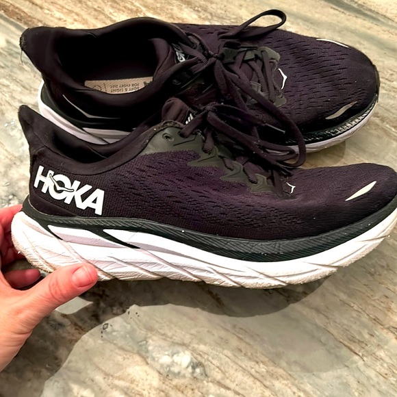 Hoka Shoes - Hoka women’s tennis shoes sz 8.5 gently used black